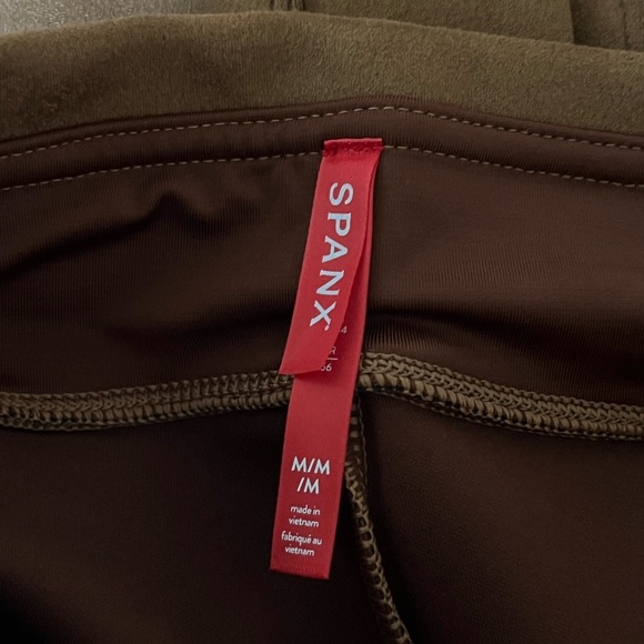 NEW Spanx faux suede leggings rich caramel medium - Picture 8 of 10